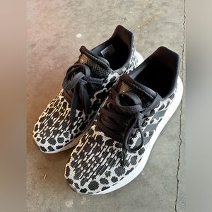 Leopard Adidas Sneakers : Size 7.5